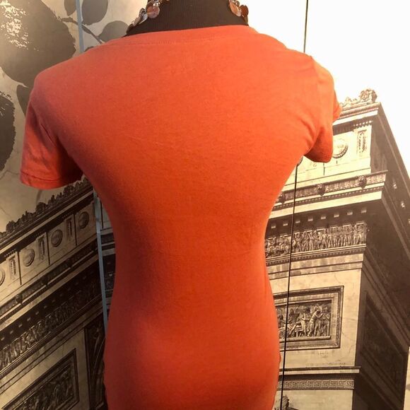 Nice rust colored in size small - Picture 2 of 2